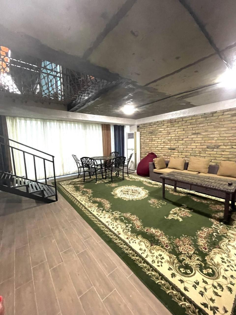 Local Hotel Tashkent Exterior foto